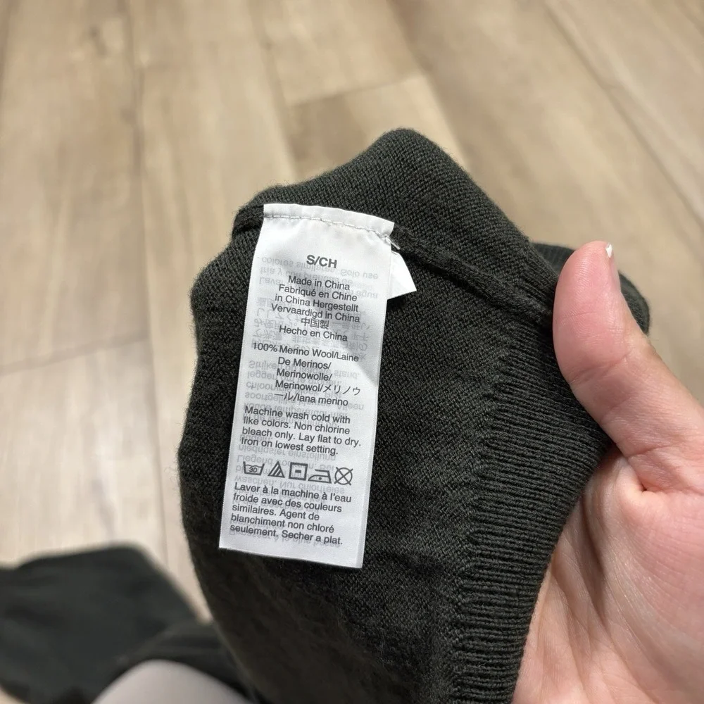 J Crew Washable Merino Wool  Crewneck Sweater Dark Green Mens Small Long Sleeve